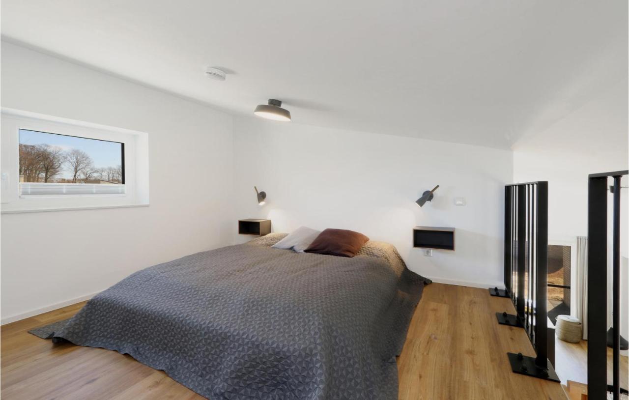 Amazing Home In Lembruch-Duemmer See With Sauna 外观 照片